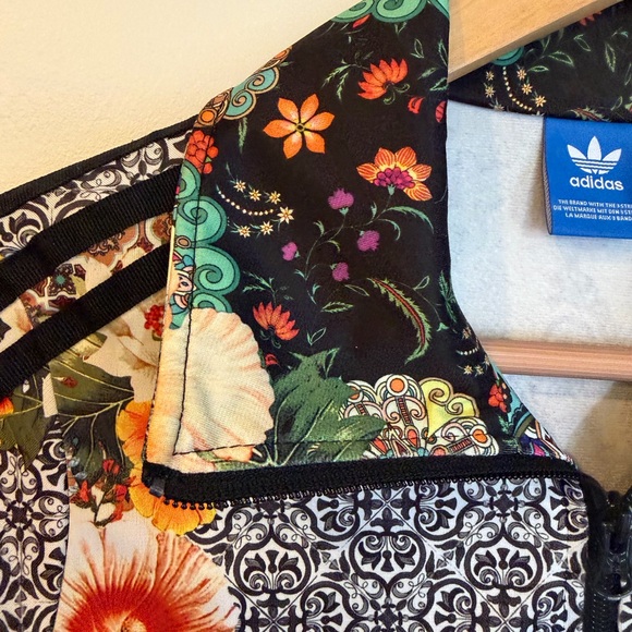 Adidas FARM Rio Jardim Agharta Firebird Floral Track Originals Jacket Size XS - Picture 7 of 13